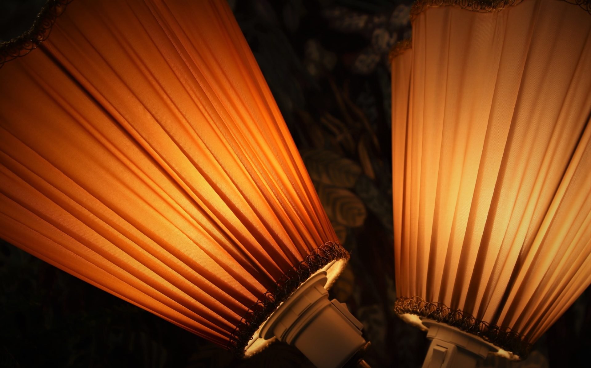 Läs mer om artikeln Plisserad lampskärm till golvlampor. 20 cm hög
