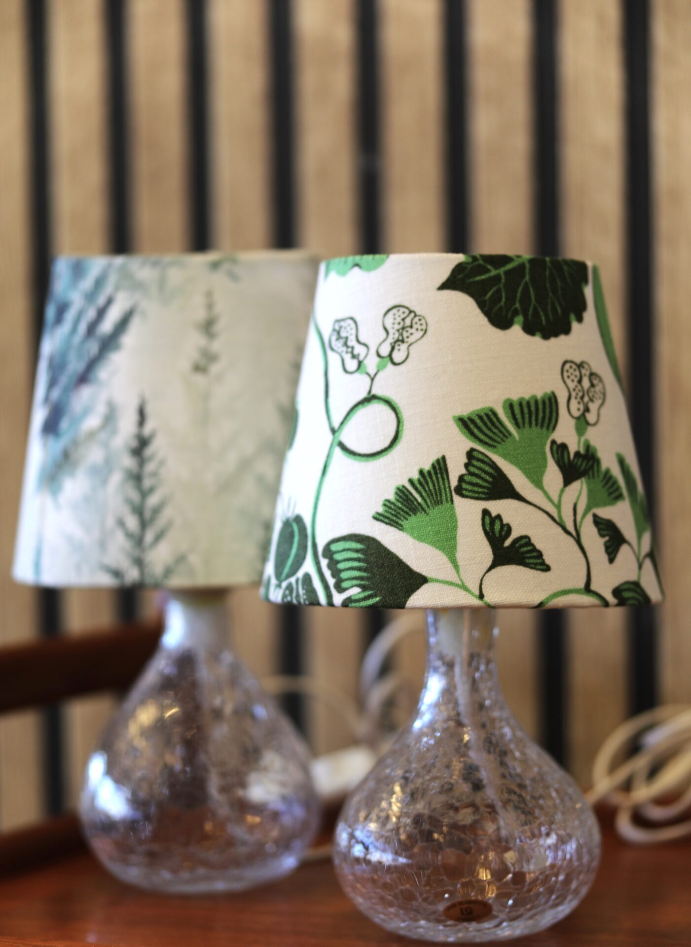 Läs mer om artikeln Lampfot Laxå Glashytta. 20 cm hög