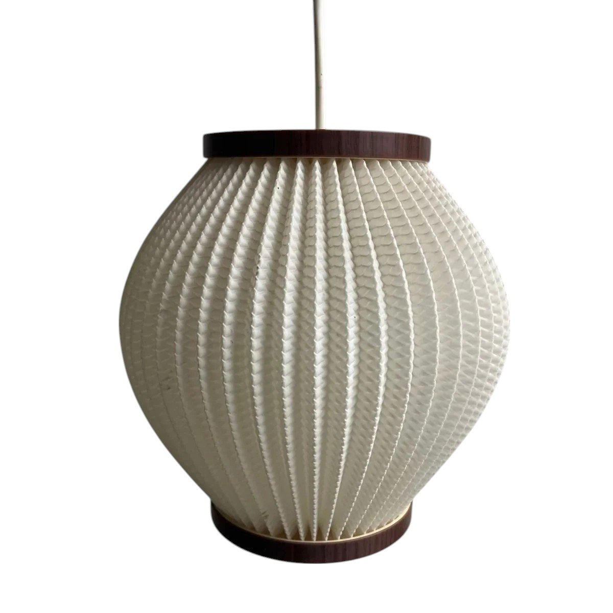 Läs mer om artikeln Lars Schiøler Pearl shade taklampa.