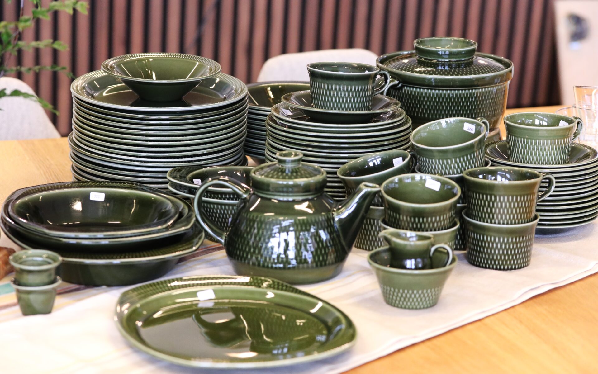 Läs mer om artikeln Kåre Fjeldsaa Stavangerflint Flamingo Grönette och Brunett