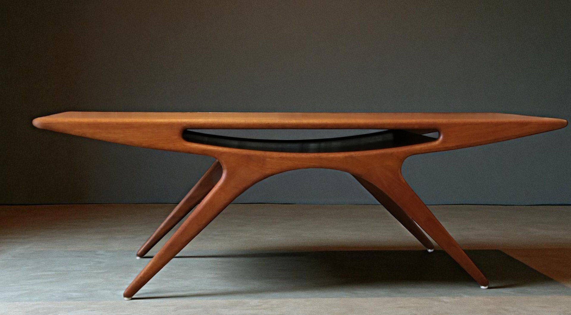 Läs mer om artikeln Johannes Andersen CFC Silkeborg soffbord Smile. 150x52x50 cm