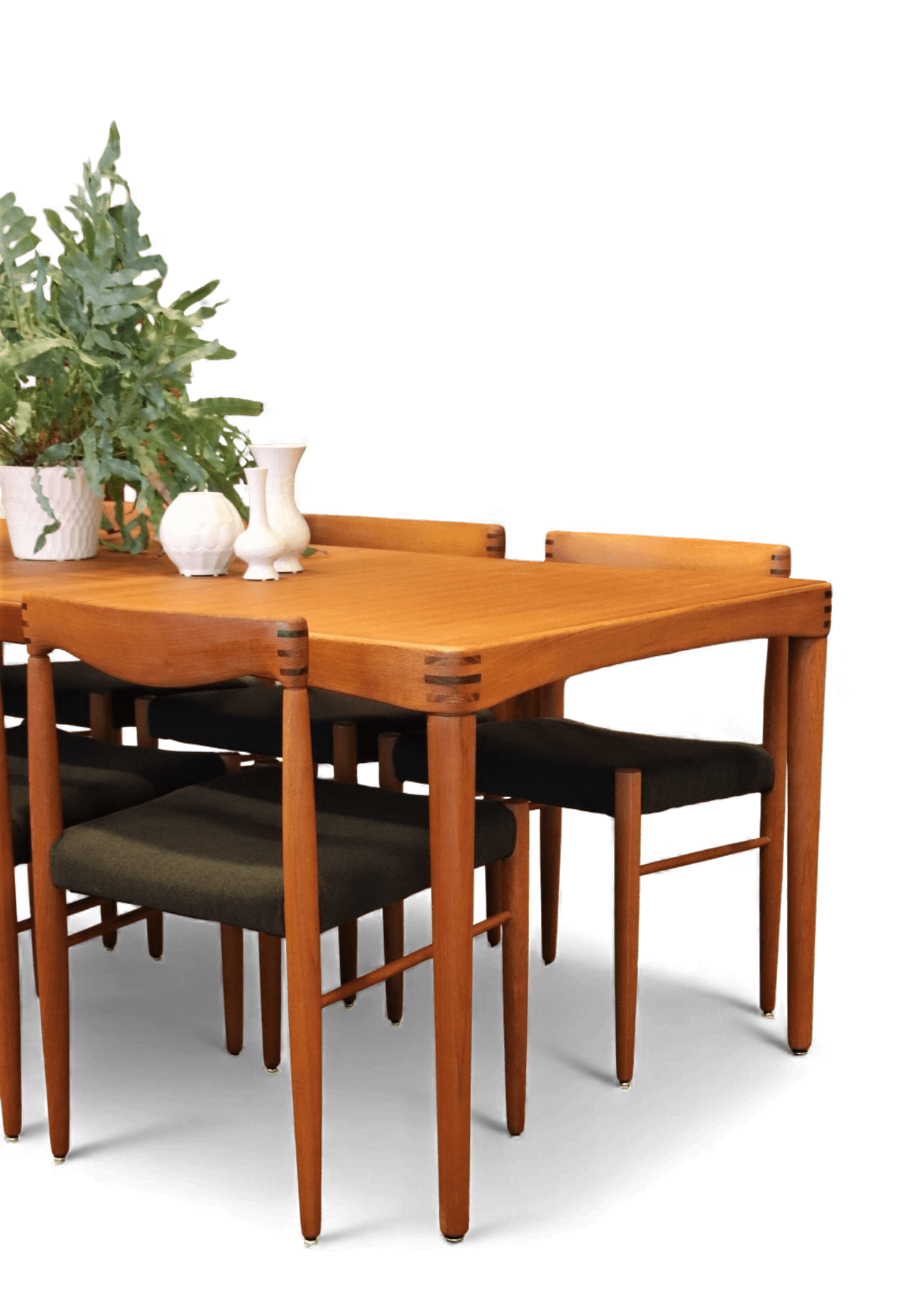 Läs mer om artikeln HW Klein Bramin Møbler matbord i teak. 135x90x73+60 cm