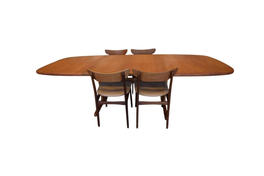 Skovby Møbelfabrik ovalt matbord i teak. 165x100x73 cm+2×50 cm