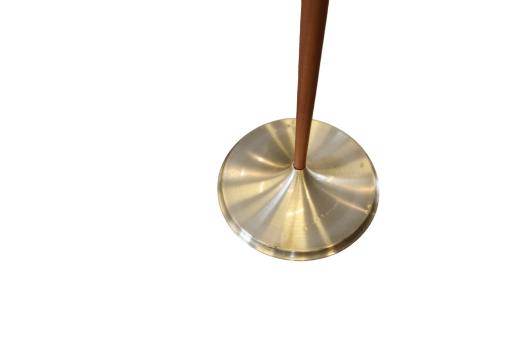 Dansk golvlampa i teak och mässing. 148 cm hög