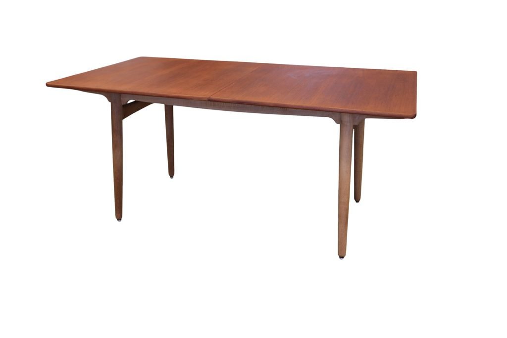 Hans J. Wegner matbord AT 310 i teak & ek för Andreas Tuck. 160x86x73+2×40 cm