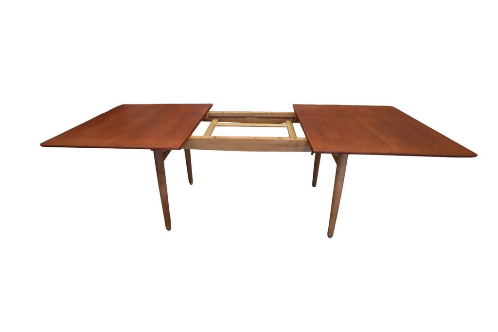 Hans J. Wegner matbord AT 310 i teak & ek för Andreas Tuck. 160x86x73+2×40 cm