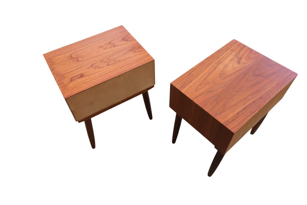 Paret nattduksbord i teak Danmark 1960 tal. 39x30x46 cm