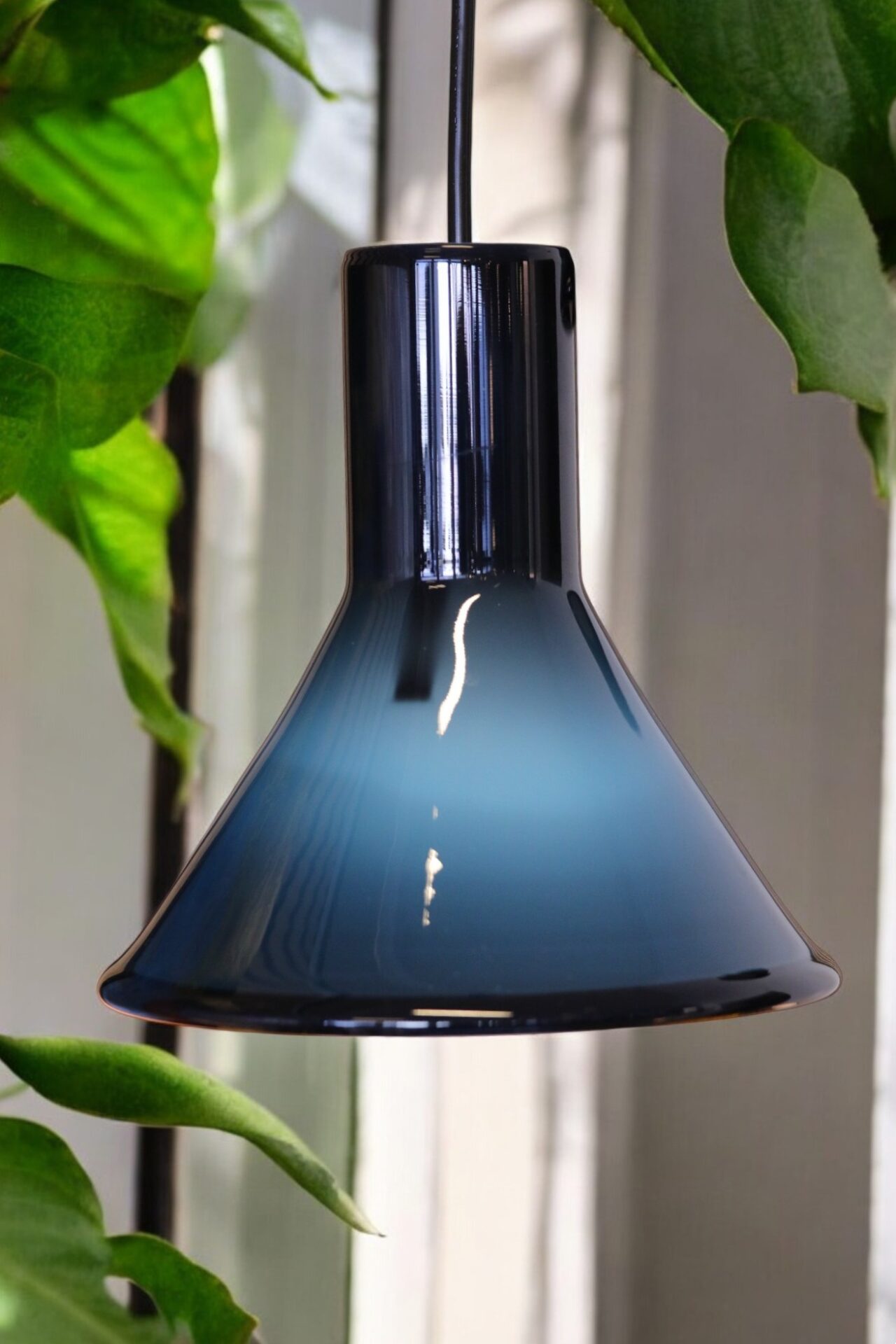 Läs mer om artikeln Holmegaard P&T blå design Michael Bang